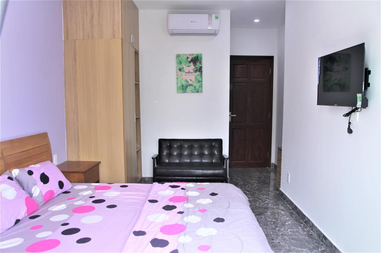 Phòng Giường Đôi Có Ban Công (2 Người Lớn + 1 Trẻ Em)