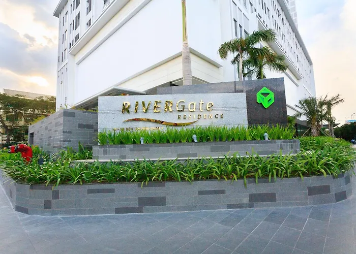 Awesome Rivergate Apartment - Cbd In Hcm City